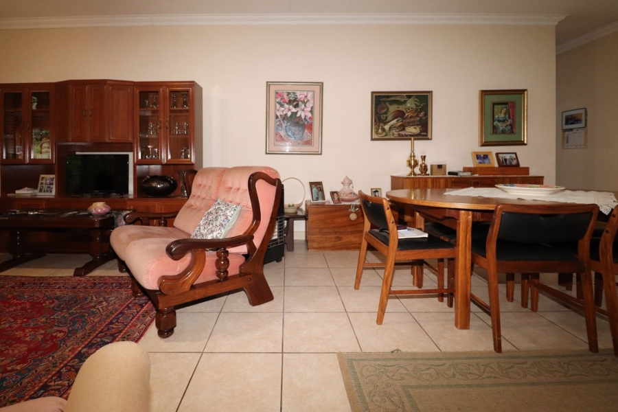 2 Bedroom Property for Sale in Flamwood North West